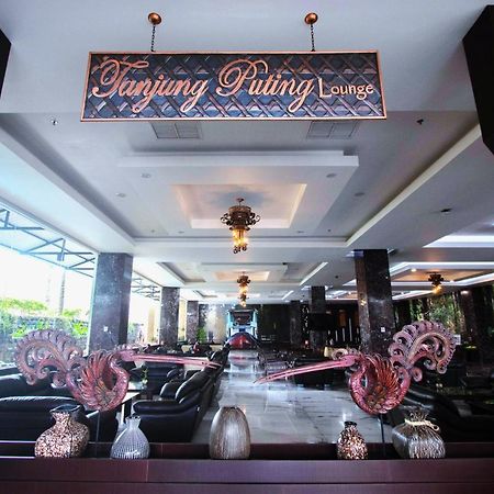 M Bahalap Hotel Palangka Raya Экстерьер фото