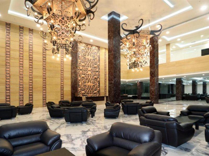M Bahalap Hotel Palangka Raya Экстерьер фото