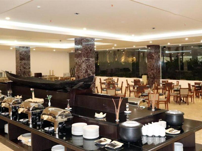 M Bahalap Hotel Palangka Raya Экстерьер фото