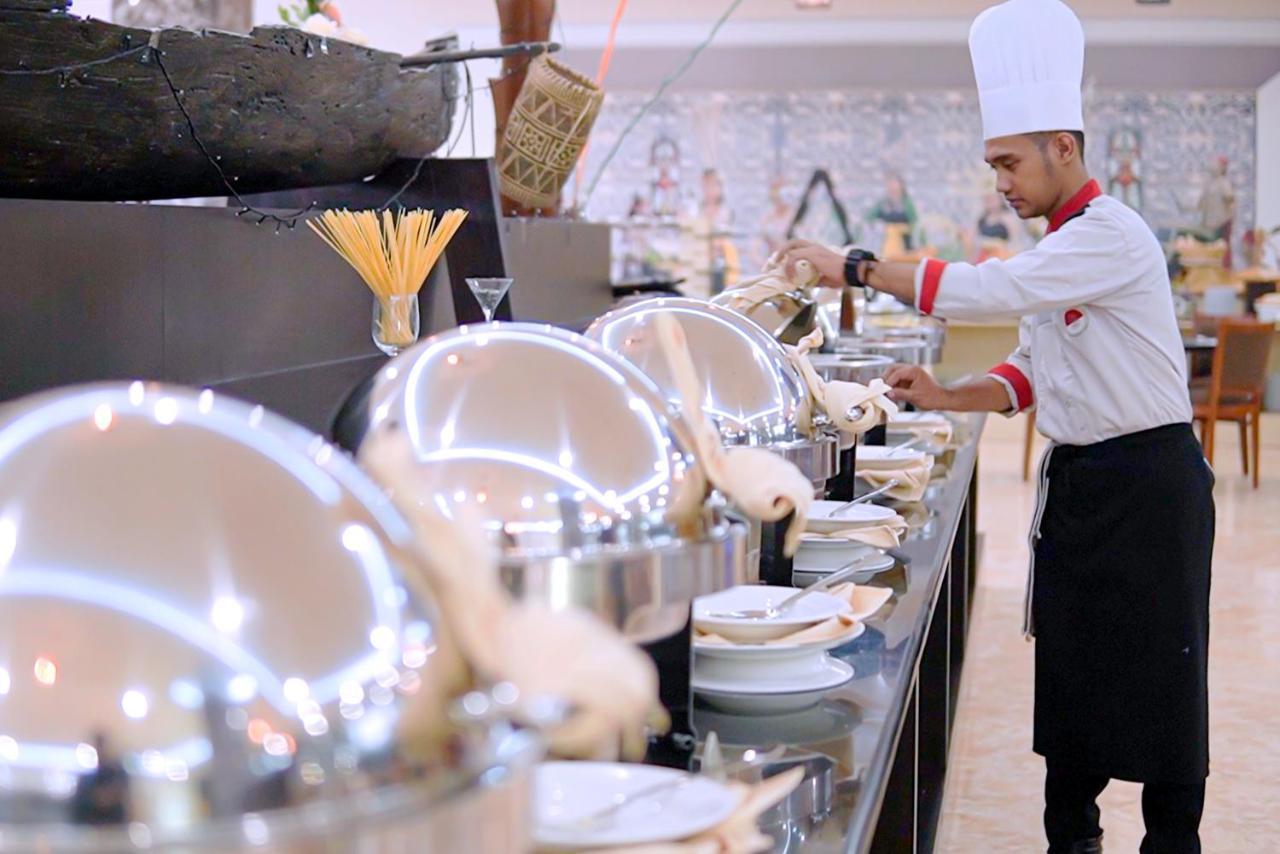 M Bahalap Hotel Palangka Raya Экстерьер фото