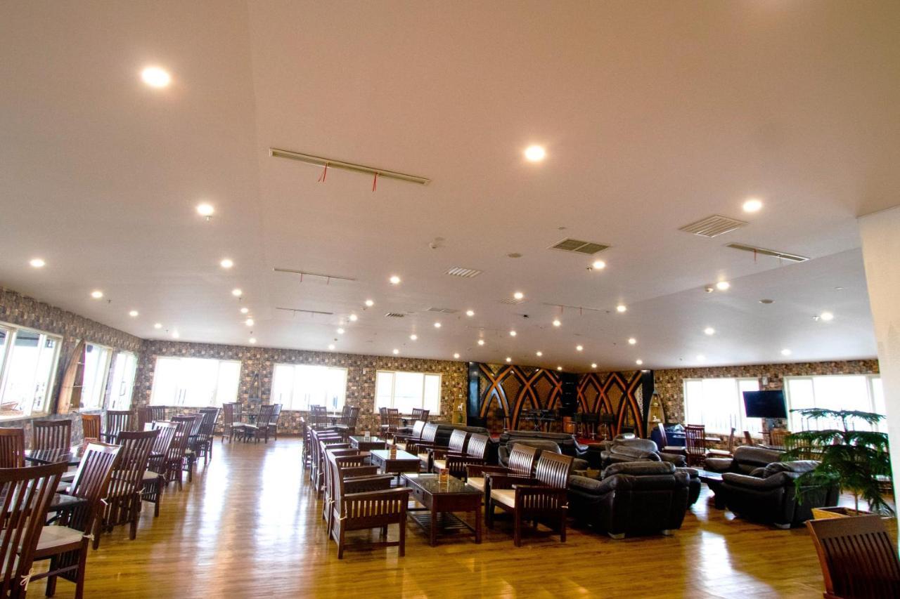 M Bahalap Hotel Palangka Raya Экстерьер фото